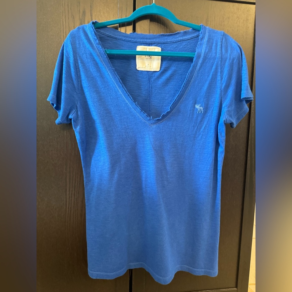 Vintage Abercrombie blue tee